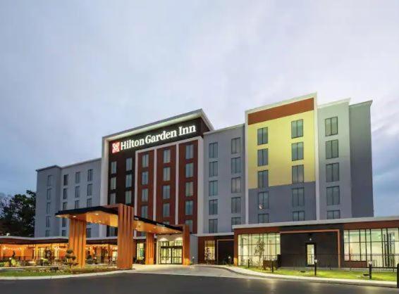 Hilton Garden Inn Visalia, Ca Exterior foto